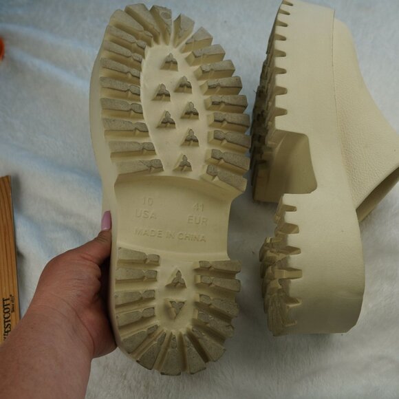 Jeffrey Campbell Cream Platform Clogs Size 10 Y2K Chunky Slip-On Slides‎ - Picture 8 of 11